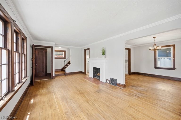 396 214th Street, Euclid, OH - Photo 5