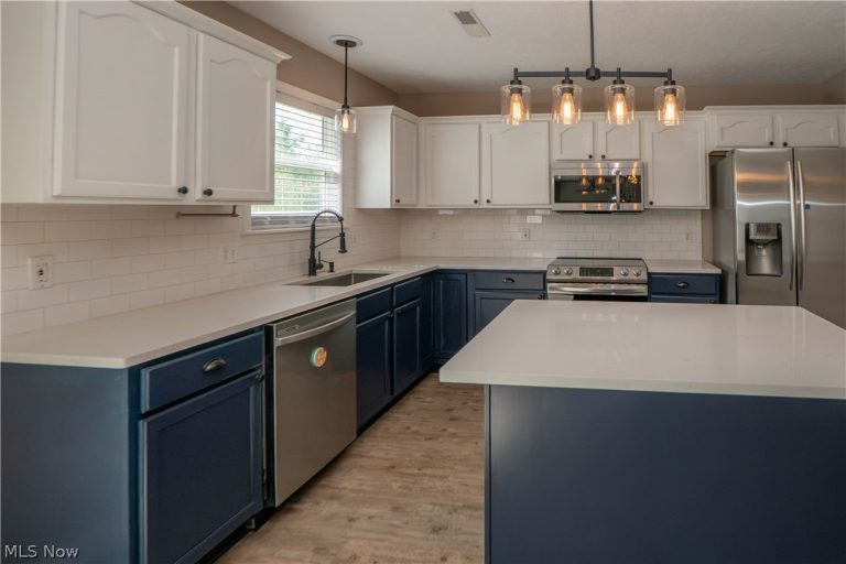 5328 Fawn Circle, Kent, OH - Photo 4