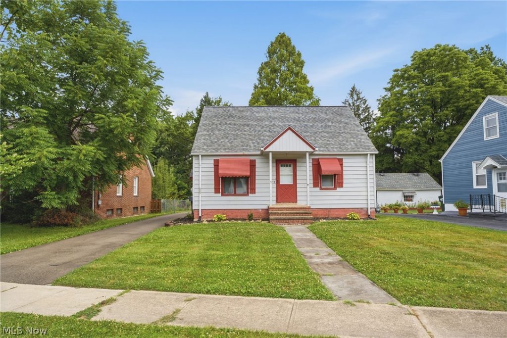 311 Fowles Road, Berea, OH