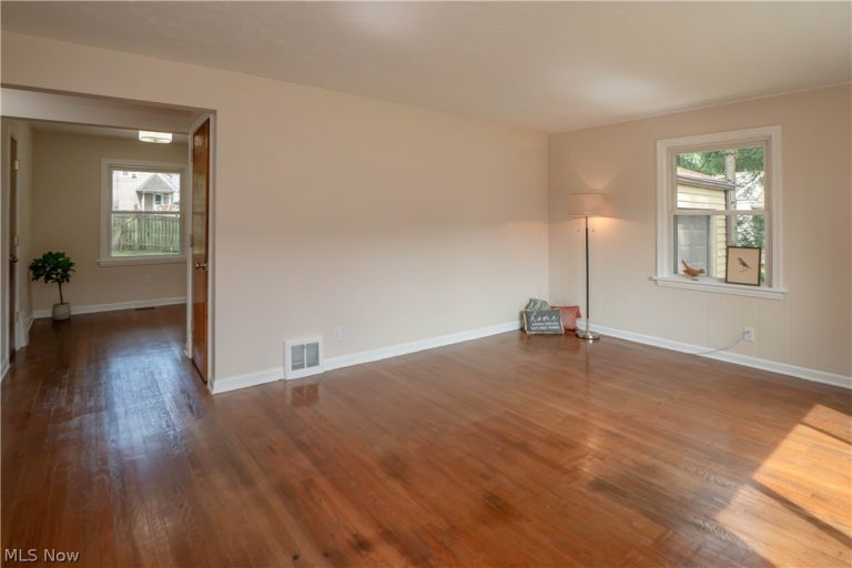 1231 Bordner Avenue, Canton, OH - Photo 8