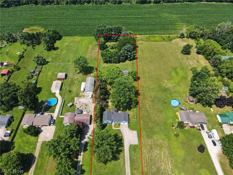 3895 Stroup Road, Rootstown, OH - Photo 8