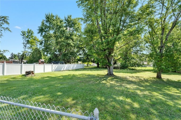 2649 Brunswick Road, Youngstown, OH - Photo 5