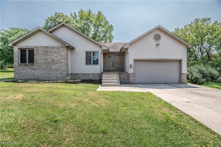 1015 Niles Vienna Road, Niles, OH, 44446