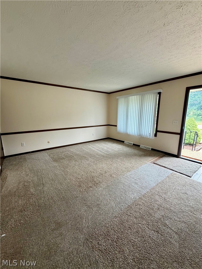 6218 Island Drive, Canton, OH - Photo 5