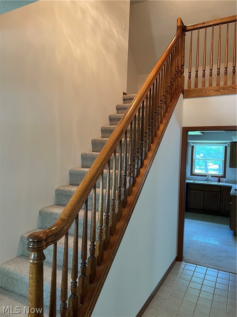 1013 Cherokee, Wapakoneta, OH - Photo 3