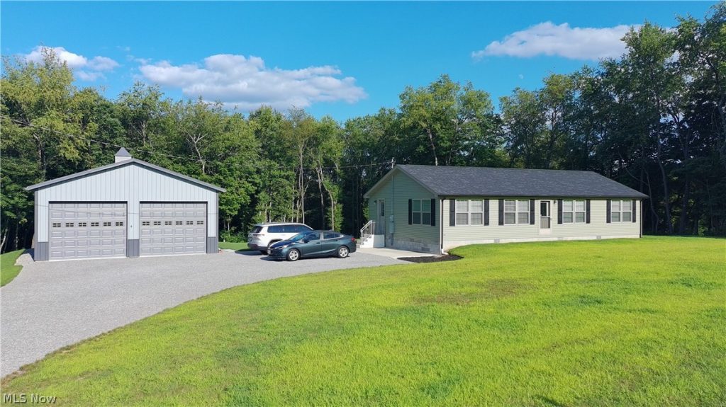 13542 Old Fredericktown Road, East Liverpool, OH