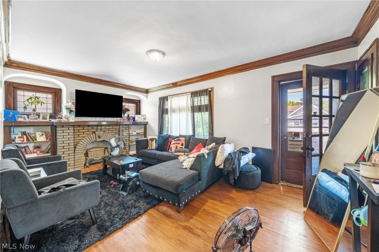 11118 Glenboro Drive, Cleveland, OH - Photo 3