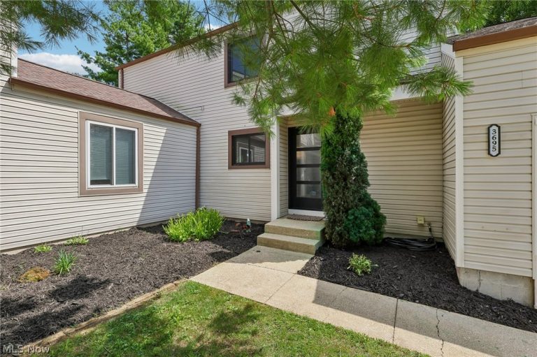 3695 Englewood Drive, Stow, OH, 44224