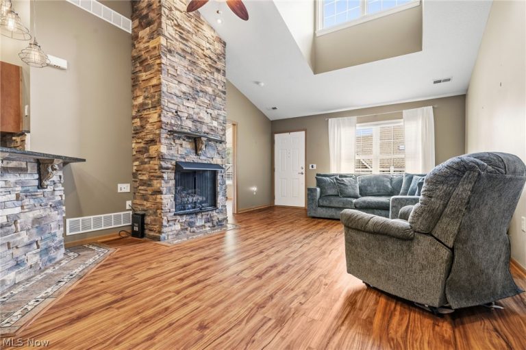 2601 Barnstone Avenue, Canton, OH - Photo 4