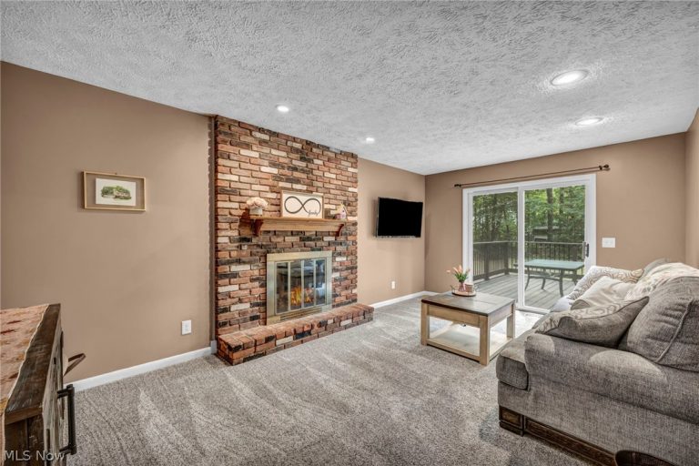 7068 Brightwood Drive, Concord Twp, OH - Photo 4