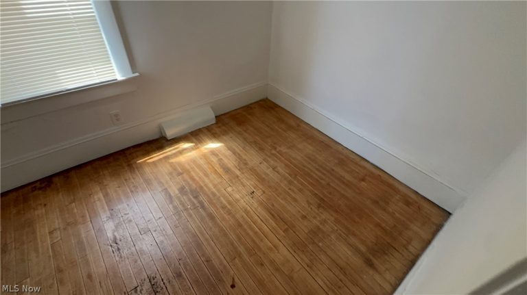 1065 77th Street, Cleveland, OH - Photo 6