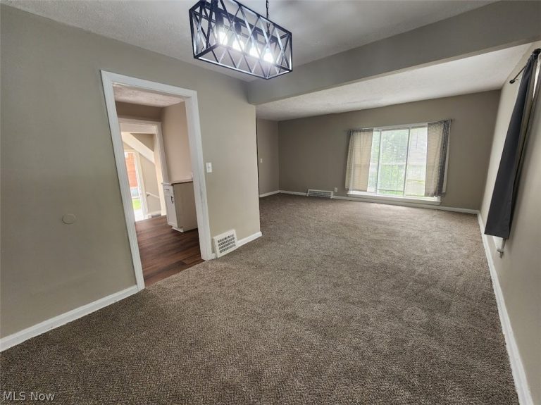 16401 Judson Drive, Cleveland, OH - Photo 5