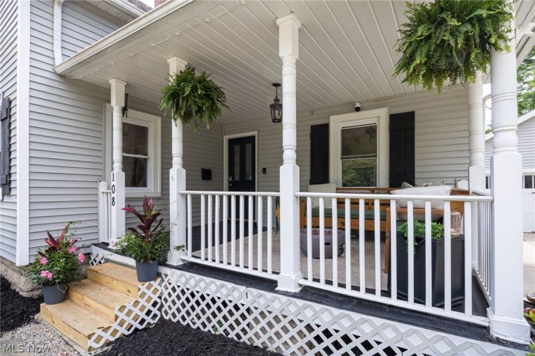 108 Center Street, Berea, OH - Photo 5