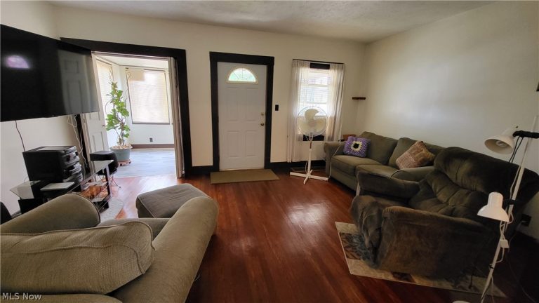 3116 Saratoga Avenue, Cleveland, OH - Photo 4