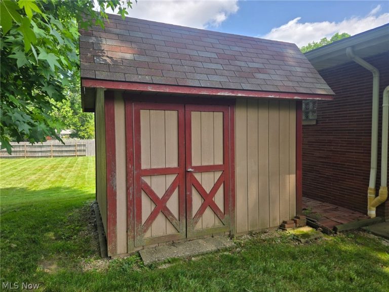 1791 Federal Avenue, Alliance, OH - Photo 4