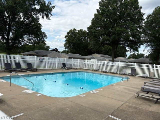 3959 Townhouse Lane, Uniontown, OH - Photo 4