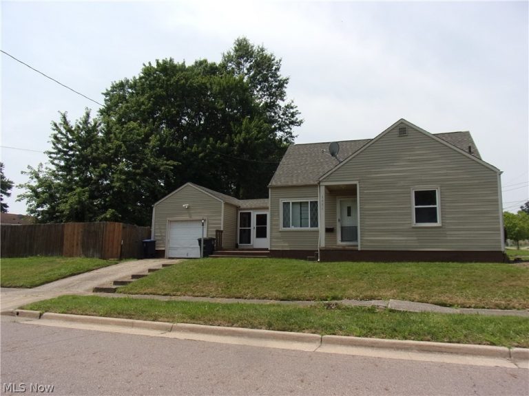 1486 Hammel Street, Akron, OH - Photo 2