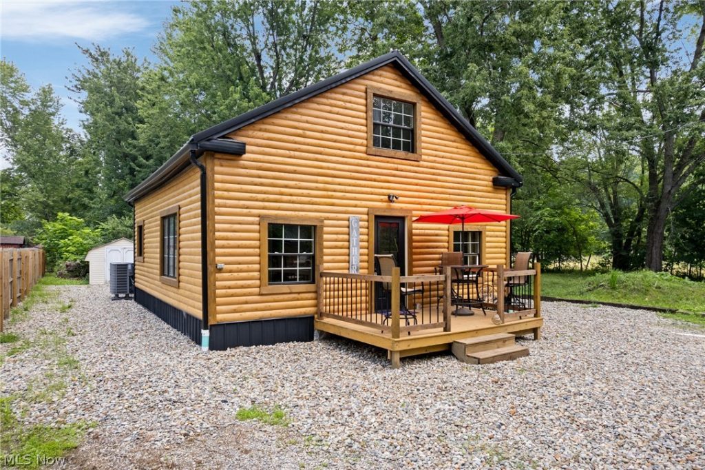 1499 Beachview Drive, Lake Milton, OH