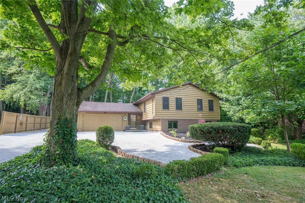 10676 Prouty Road, Concord Twp, OH