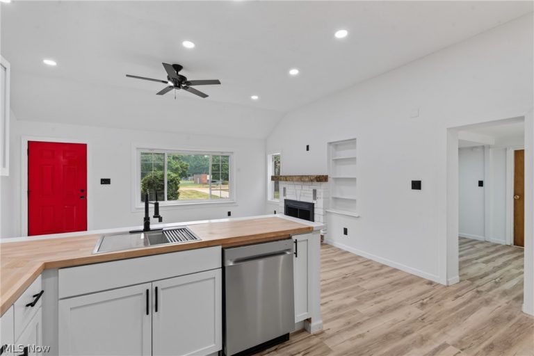 6199 Reynolds Road, Mentor, OH - Photo 8