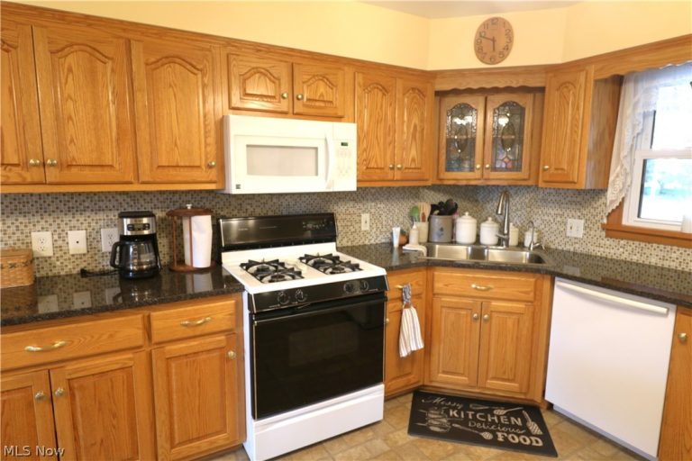 25 Chippewa Drive, Milan, OH - Photo 3