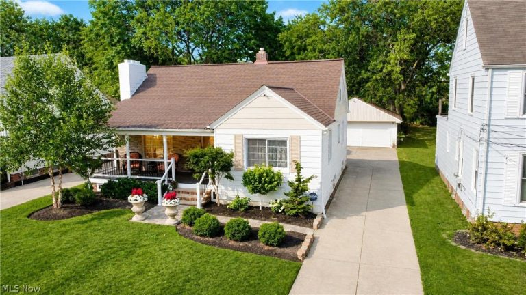 1828 291 Street, Wickliffe, OH, 44092