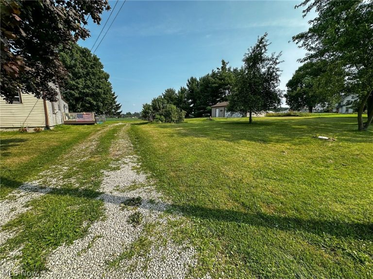 3570 Shepler Church Avenue, Canton, OH - Photo 8