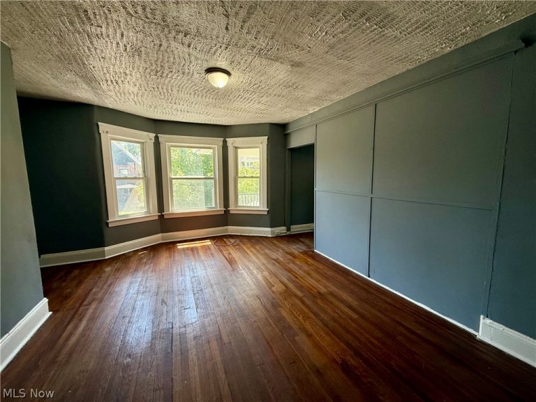 10817 Orville Avenue #2, Cleveland, OH - Photo 6