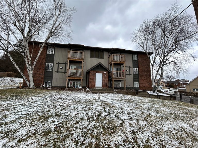 3433 Pennsylvania Avenue #11, Weirton, WV, 26062