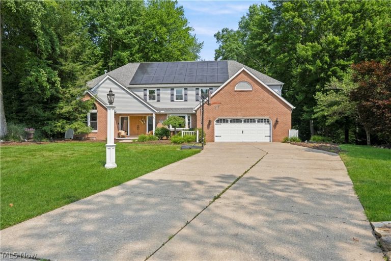 2537 Fox Circle, Stow, OH, 44224
