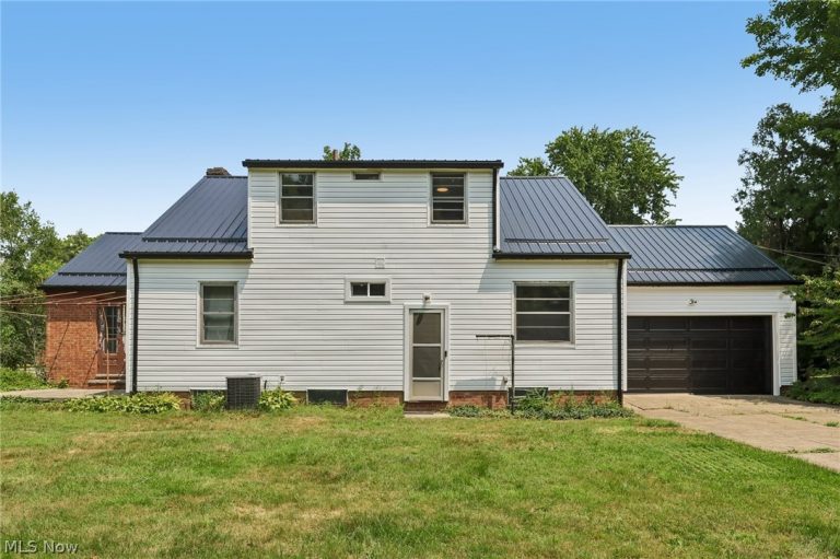 26815 Butternut Ridge Road, North Olmsted, OH - Photo 3