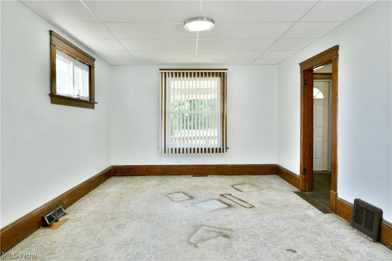 260 Austin Avenue, Warren, OH - Photo 6