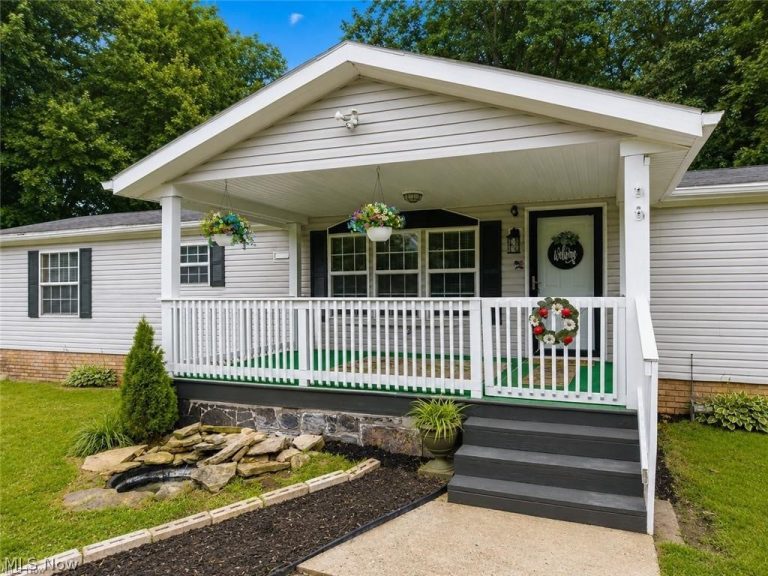 3339 Cottage Grove Road, Akron, OH, 44319