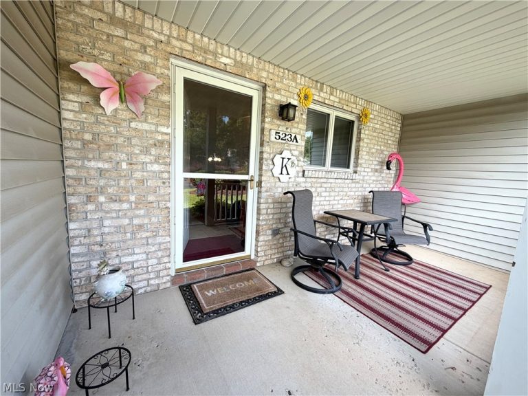 523 Wilcox Road #A, Youngstown, OH - Photo 3