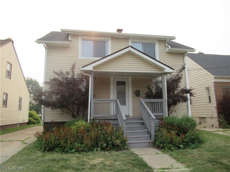 59 Sector Drive, Bedford, OH, 44146