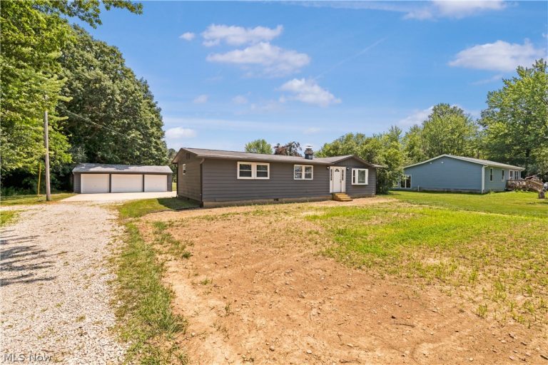 15001 Baumhart Road, Oberlin, OH - Photo 2