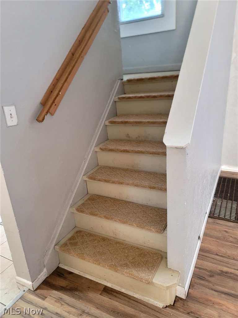 559 Exchange, Akron, OH - Photo 8