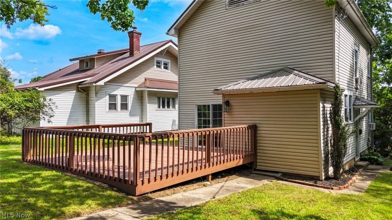 801 Phillips Street, Marietta, OH - Photo 4