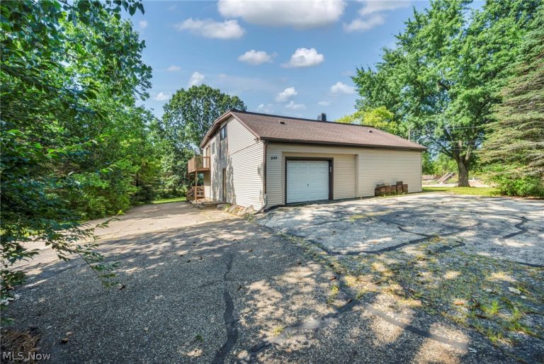 544 Steels Corners Road, Stow, OH - Photo 2