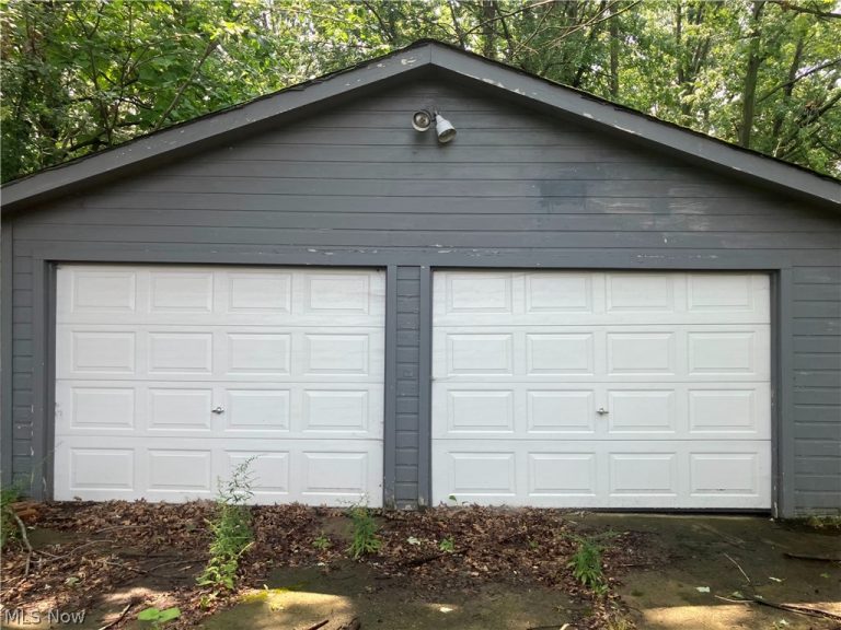 1548 296th Street, Wickliffe, OH - Photo 6