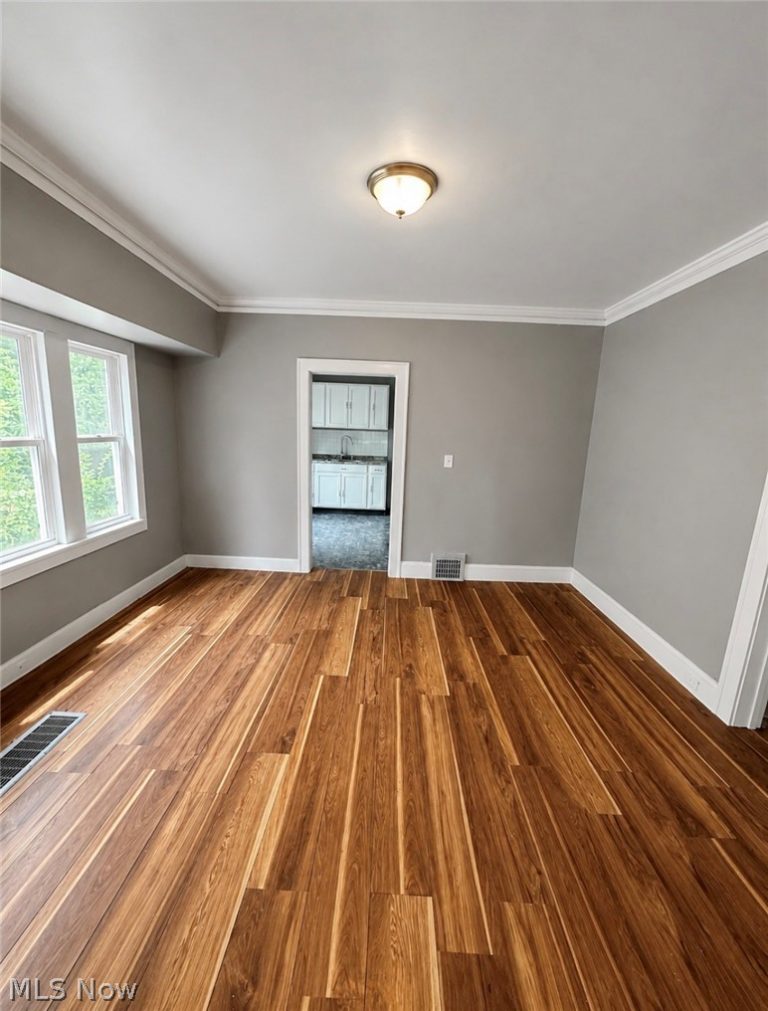 9901 Heath Avenue, Cleveland, OH - Photo 4