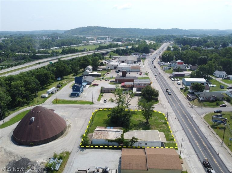 2209 Camden Avenue, Parkersburg, WV - Photo 4