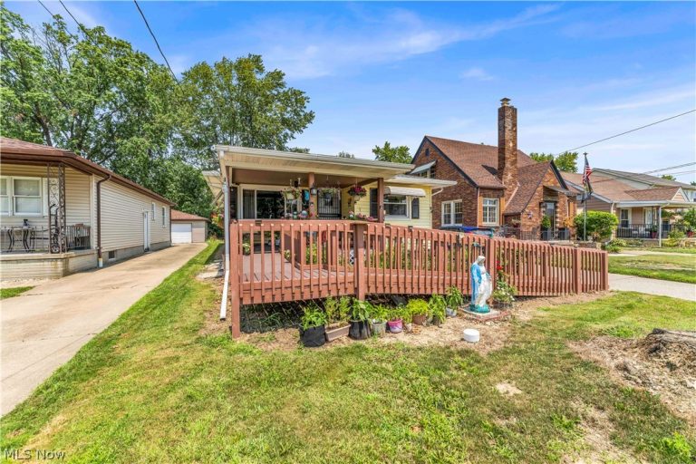 1030 29th Street, Lorain, OH - Photo 2