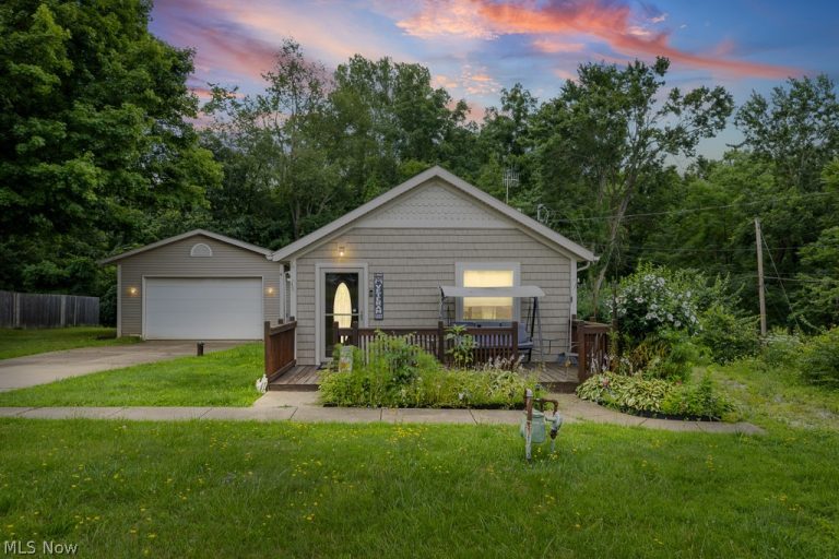 3315 Linda Street, Akron, OH - Photo 2