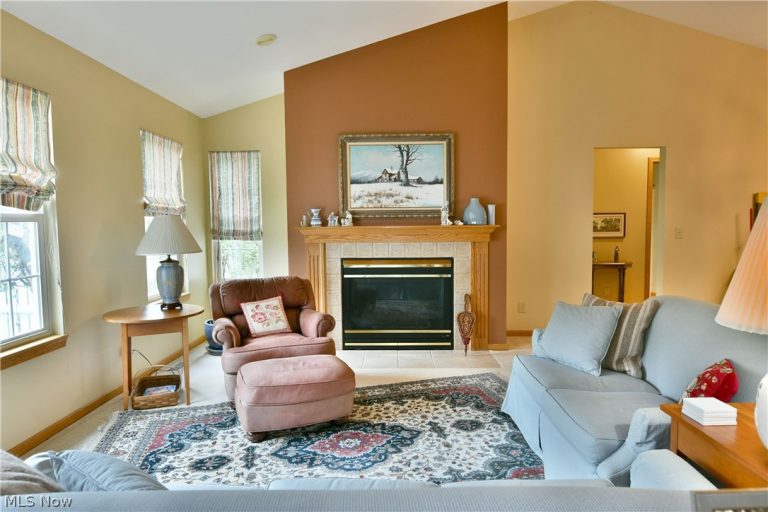 109 Saw Mill Bend, Chardon, OH - Photo 8