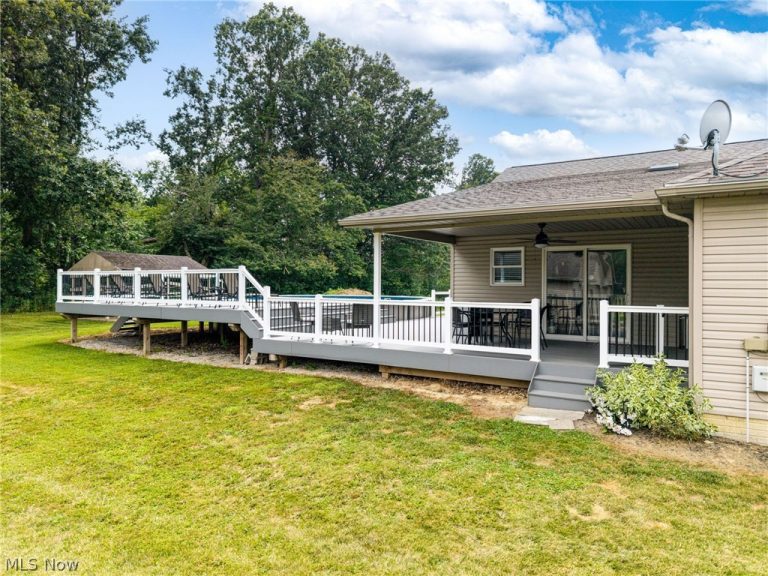 227 Easton Road, Creston, OH - Photo 8