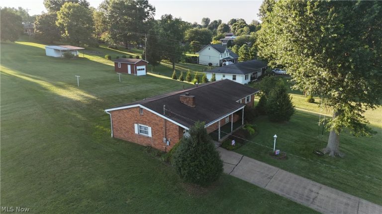 5215 Orchard Avenue, Parkersburg, WV - Photo 3