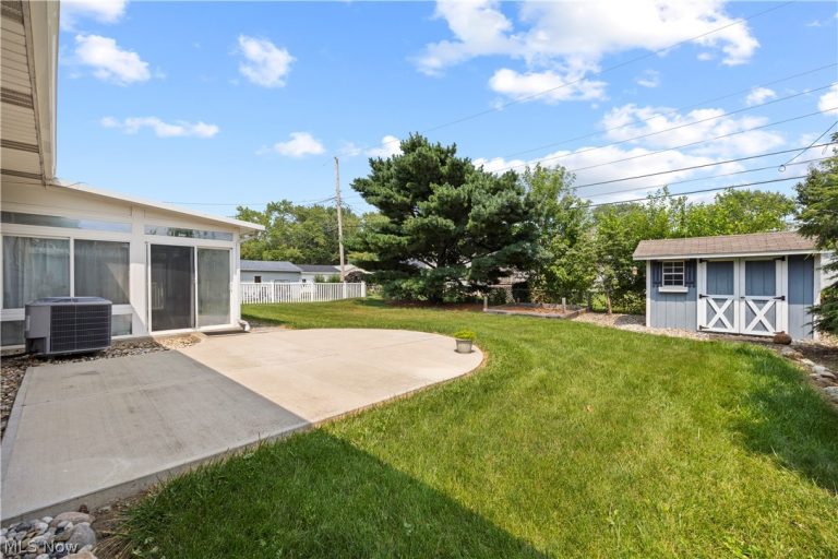429 Morton Road, Vermilion, OH - Photo 6