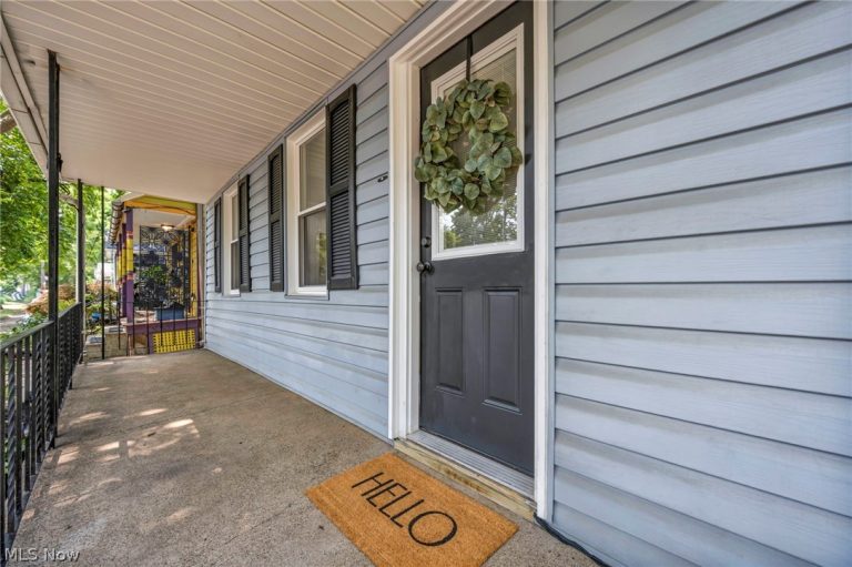 3210 Monroe Avenue, Cleveland, OH - Photo 5