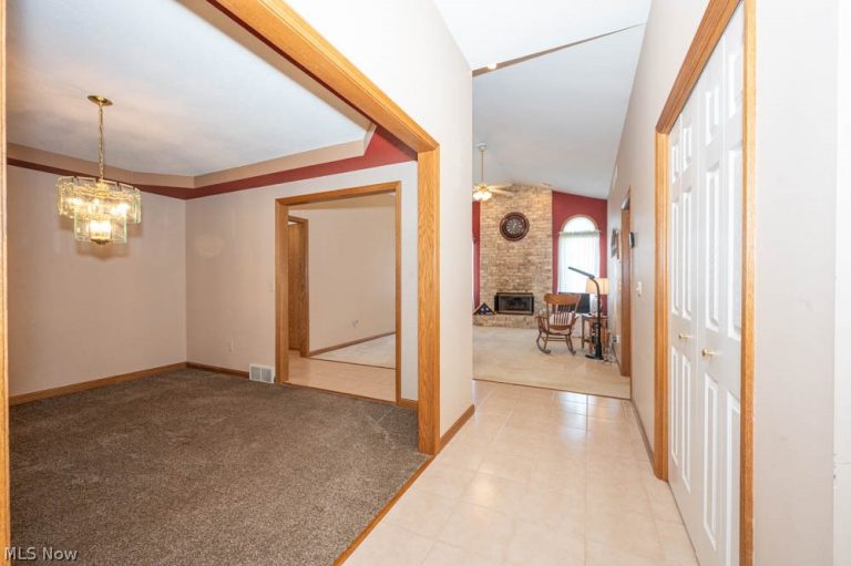 831 Auburn Hills Dr. #A, Boardman, OH - Photo 3